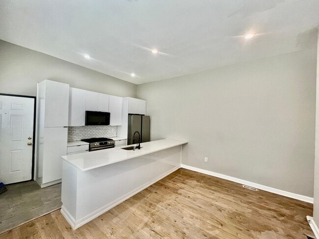 Photo - 4051 Baring St Unit 1