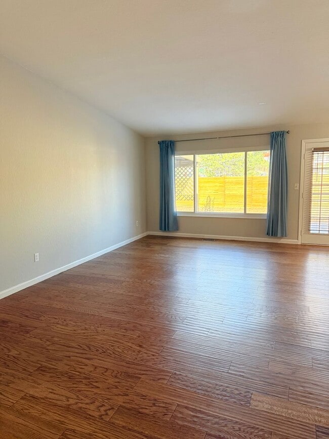 Photo - 3120 Mirage Dr