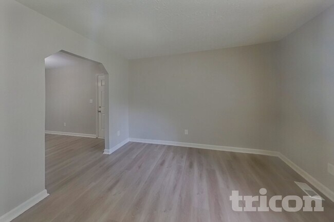 Photo - 3060 Orbit Cir