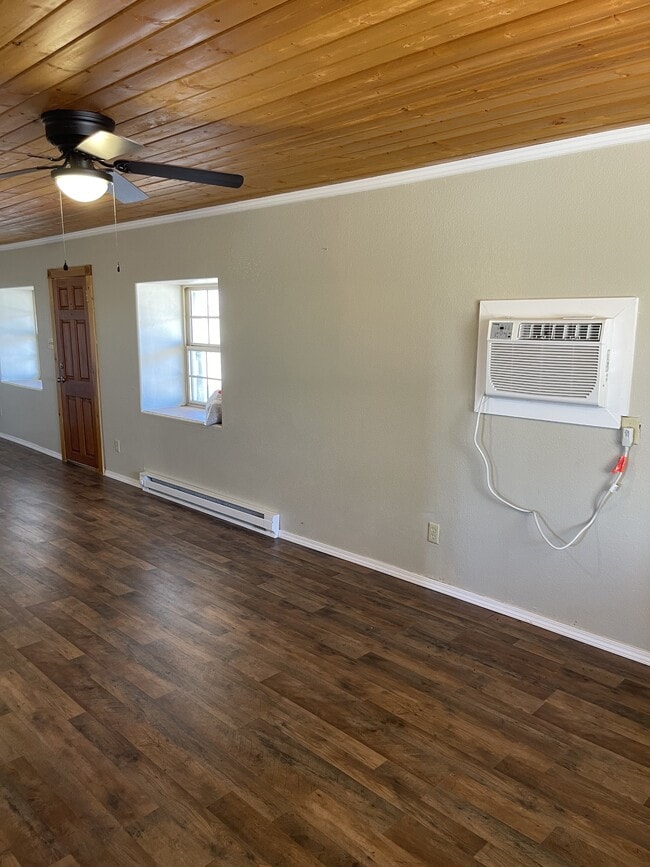 Photo - 361 S 2nd St