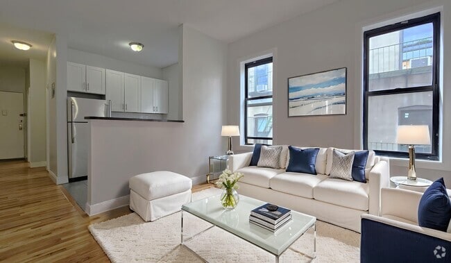 Building Photo - 573 W 159th St Rental