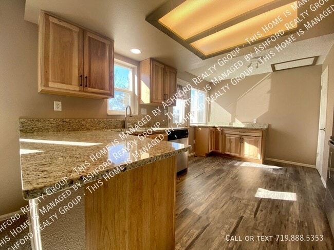 Photo - 8001 Horizon Dr