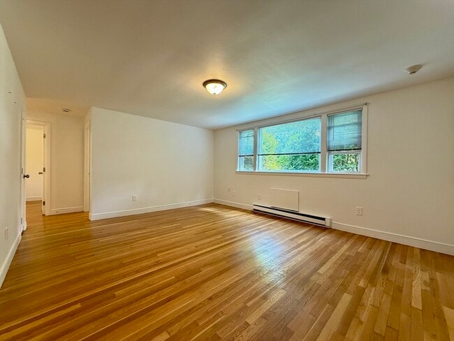 Photo - 15 Park Ave Unit 4