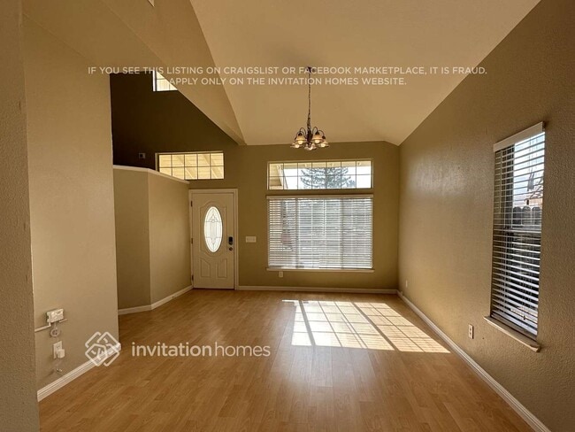 Photo - 9561 Dapple Ct