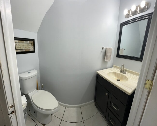 Photo - 145 Sutcliffe Ln