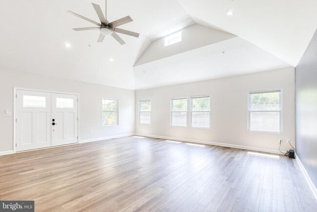 Photo - 1248 Generals Hwy