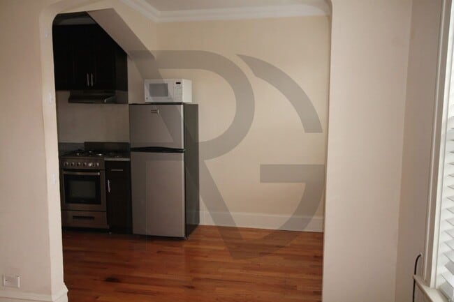Photo - 4737 N Hermitage Ave Unit 403