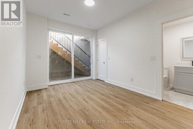 Photo - 171 Cedric Ave Unit 1