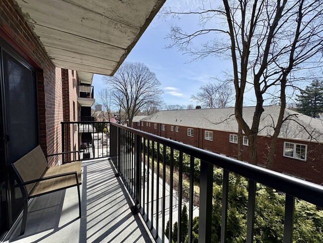 Photo - 125 Pleasant St Unit 308