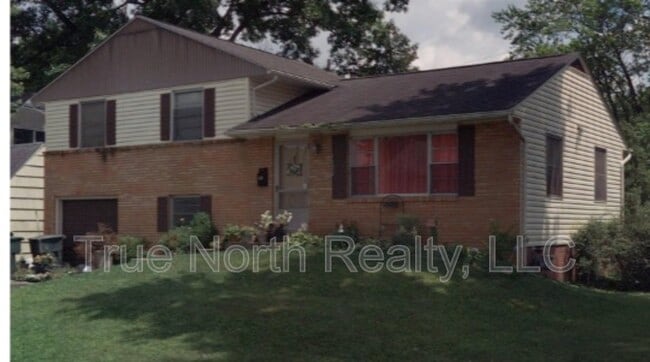 Building Photo - 1422 Benson Dr Rental