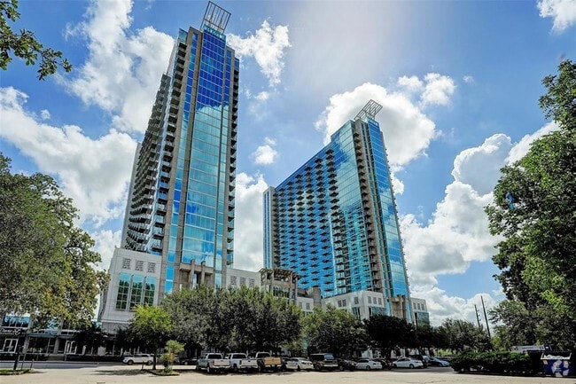 Building Photo - 5925 Almeda Rd Unit 11816 Rental