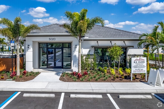 Leasing Office