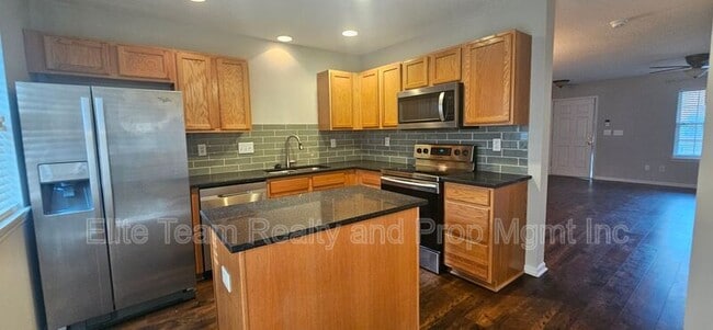 Photo - 6807 Juniper Tree St