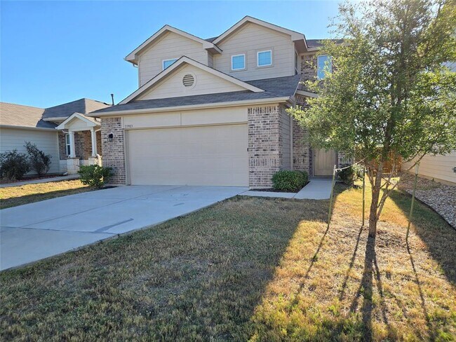 Building Photo - 13903 Macquarie Dr