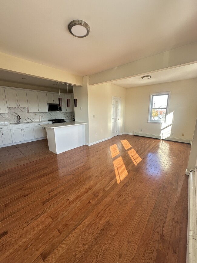 Photo - 1820 Unionport Rd Unidad #3