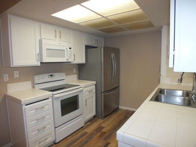 Photo - 3 br 2.5 bath Cameron Park Townhome