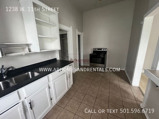 Photo - 1238 W 11th St