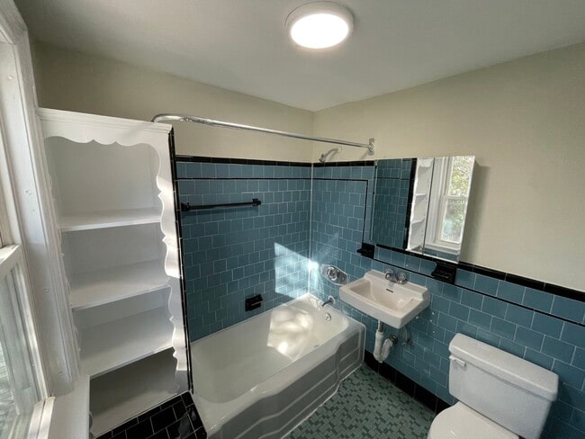 Photo - 273 Washington St Unit 2A