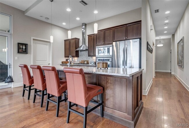 Photo - 8025 Maryland Ave Unit 3D