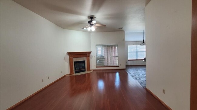 Photo - 400 Amanda Dr