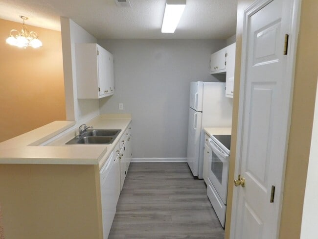 Photo - Charming Duplex in Havelock