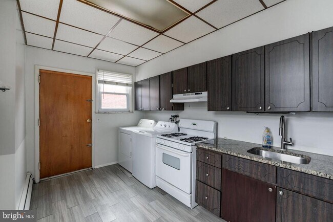 Photo - 1325 W Porter St Unit UPPER