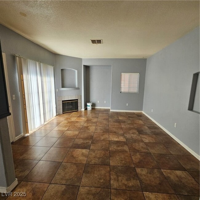 Photo - 4730 E Craig Rd Unit 1145