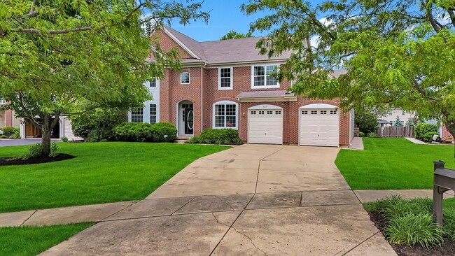 Photo - 322 Hemlock Ln
