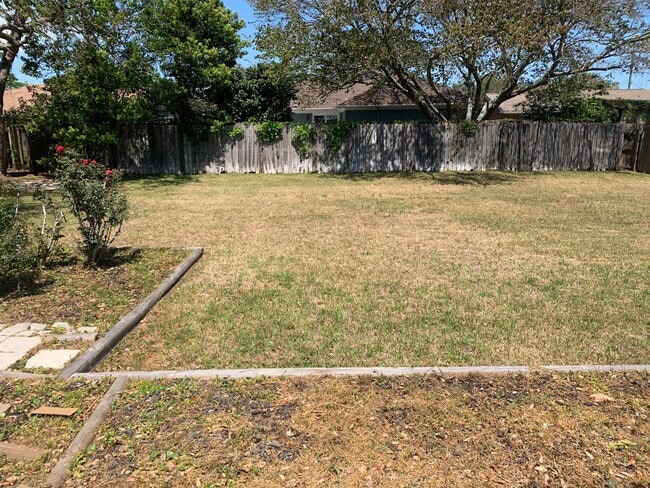 Photo - 806 Boulevard De L'Orleans