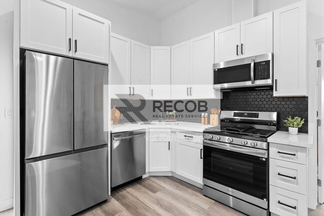 832 Desty St Unit 8
