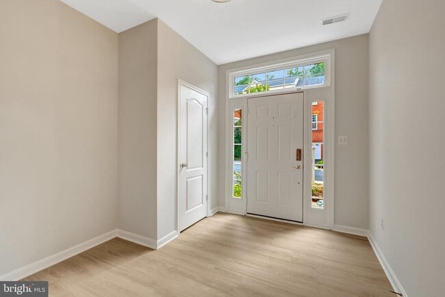 Photo - 12913 Wood Cres Cir