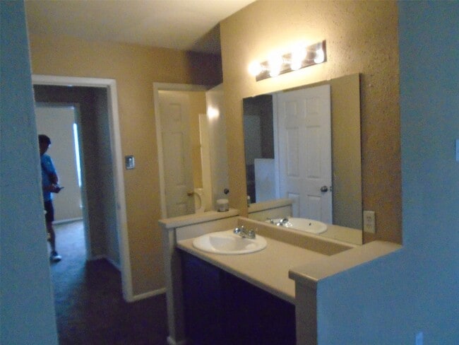 Photo - 12651 Windsor Village Dr