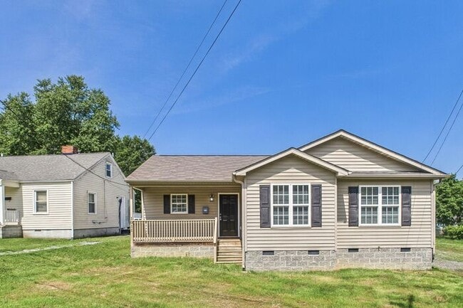 Beautifully Updated 3-Bedroom Home in Gree... - Beautifully Updated 3-Bedroom Home in Gree...