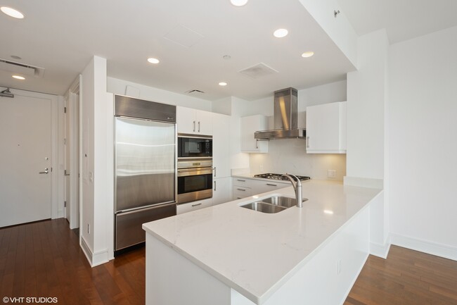 Photo - 401 N Wabash Ave Unidad 32I