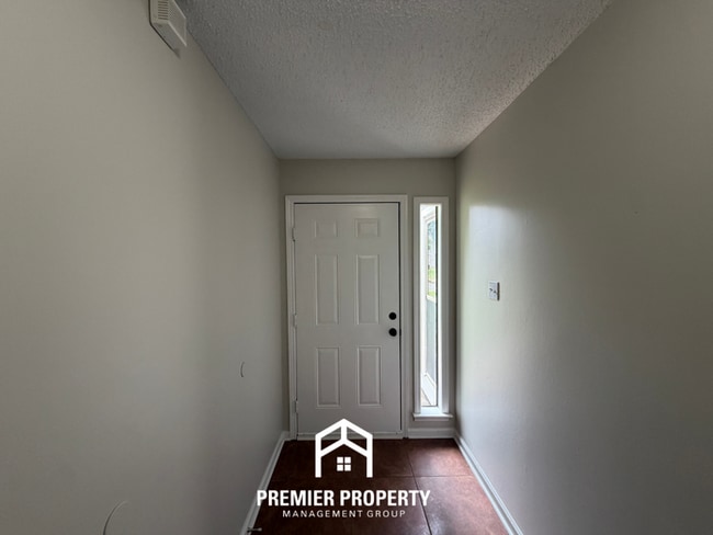 Photo - Newly Renovated 3BR/2BA in 38135 | Vaulted Ceilings, Fireplace & Formal Dining