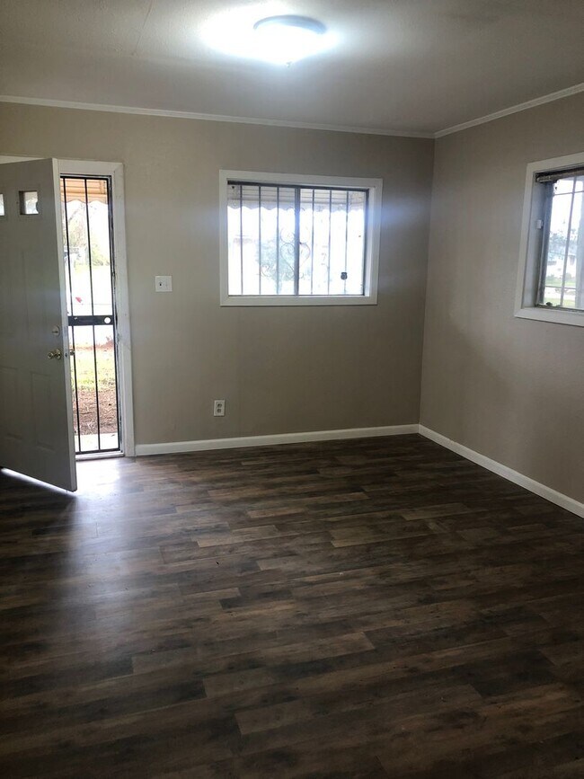 Photo - 4905 Kitt Pl