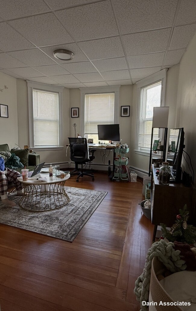 Photo - 112 Thurston St Unit 2