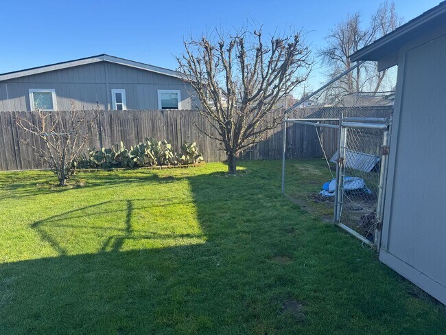 Photo - Check out this great 4 bedroom home!