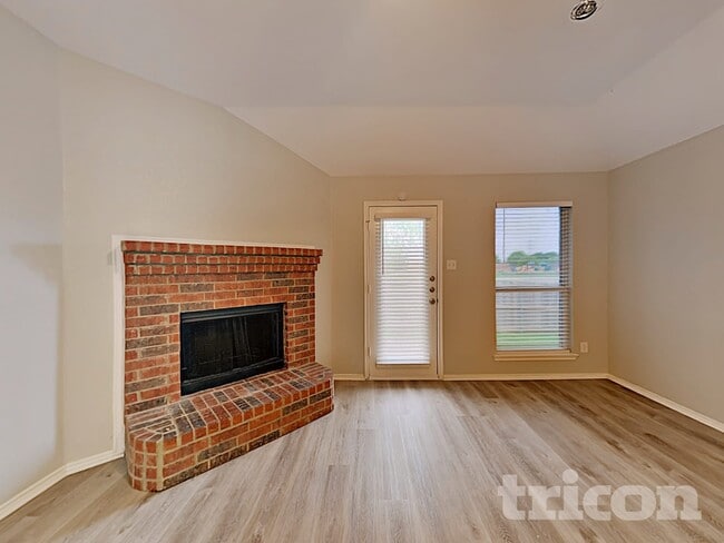 Photo - 626 Chapman Dr