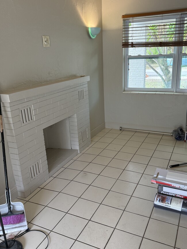 Photo - 1608 SW 13th St