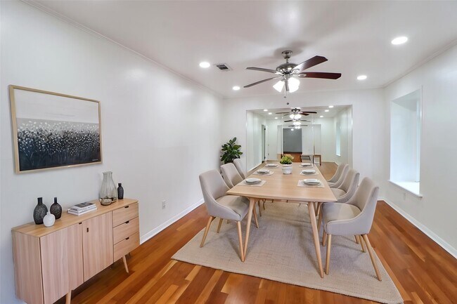 Photo - 5735 Wigton Dr