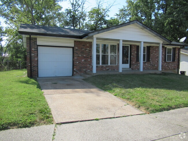 Building Photo - 1617 Dover Trace Dr Rental