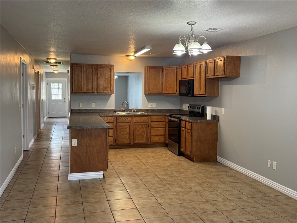 Photo - 860 Mockingbird Ln
