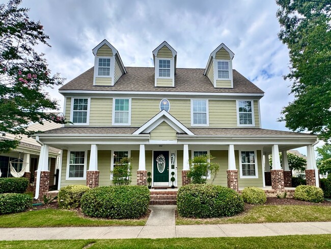Building Photo - First-Time Rental Available NOW! Pet Friendly, Community Pool, Clubhouse, Fitness Center, Kayak, ...