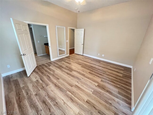 Photo - 10628 Whitebrush Ave