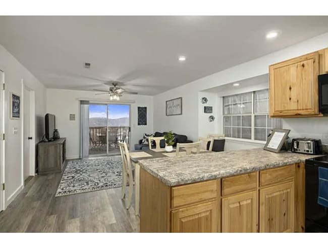 Photo - 38 Lantern Bay Ln Unit 4