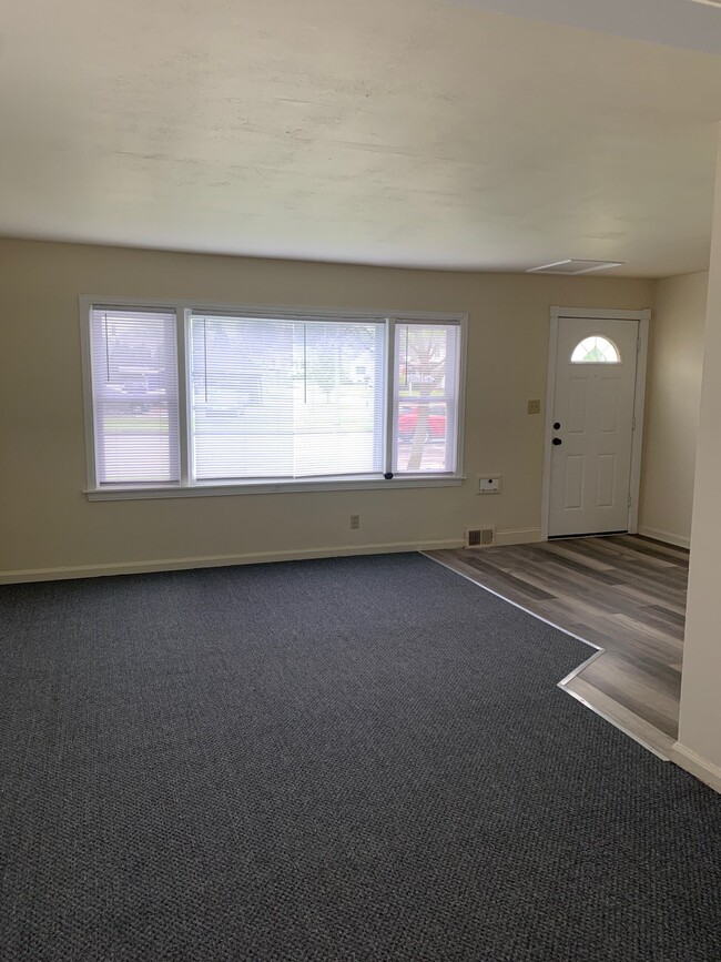 Photo - 705 E Rudisill Blvd Unit 705 E Rudisill Blvd