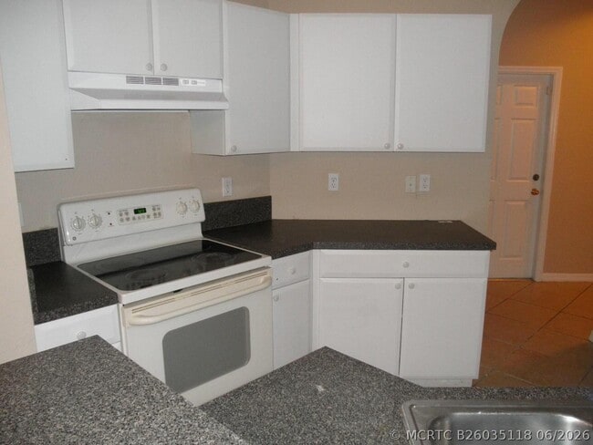 Photo - 894 Pipers Cay Dr