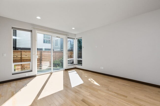 Photo - Spacious 3 BR home in Seattle
