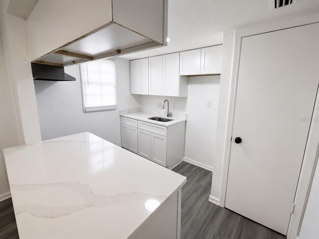 Photo - 2789 L B McLeod Rd Unidad D